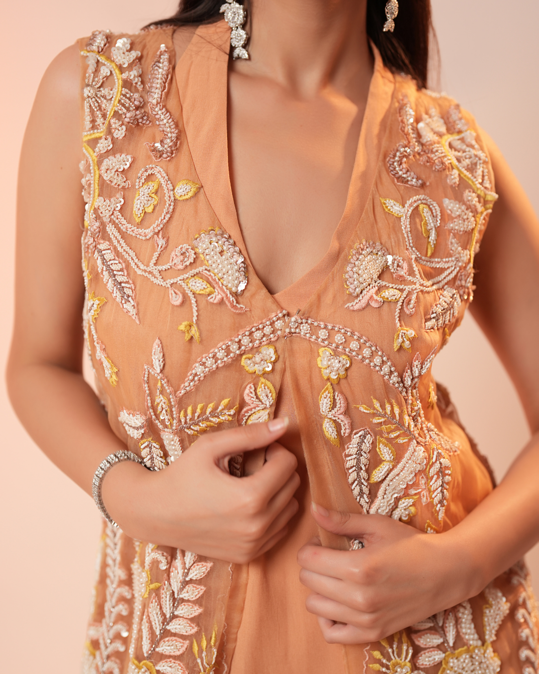 PEACE GHARARA WITH CAPE