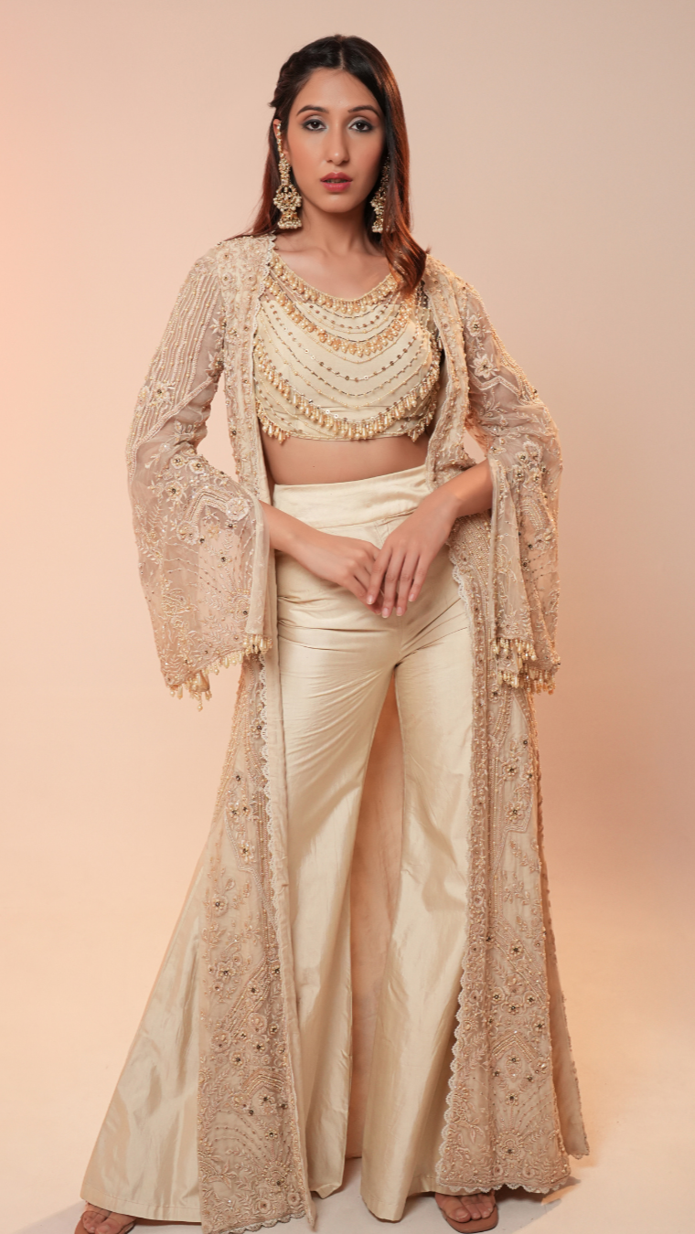 OPEN CAPE WITH SILK TROUSERS