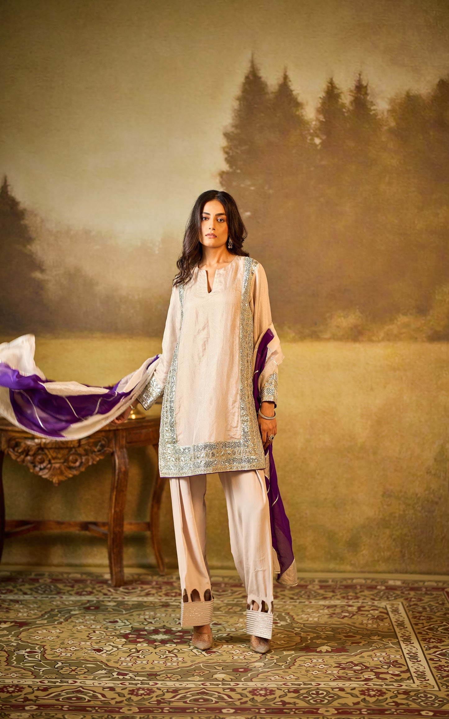 Mogra Farshi set