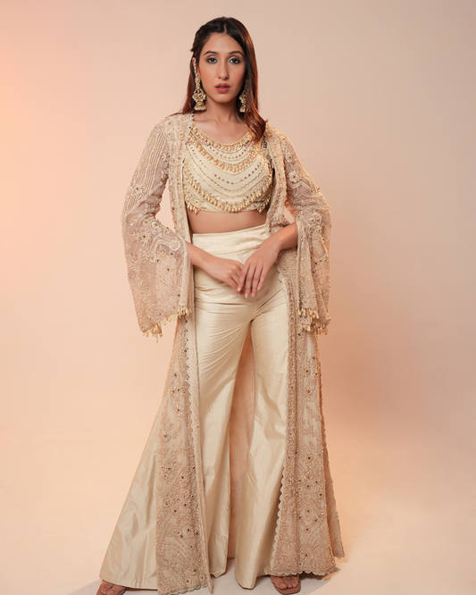 OPEN CAPE WITH SILK TROUSERS