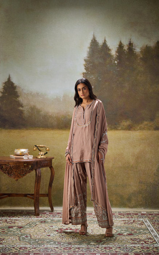 Surmayi Farshi set