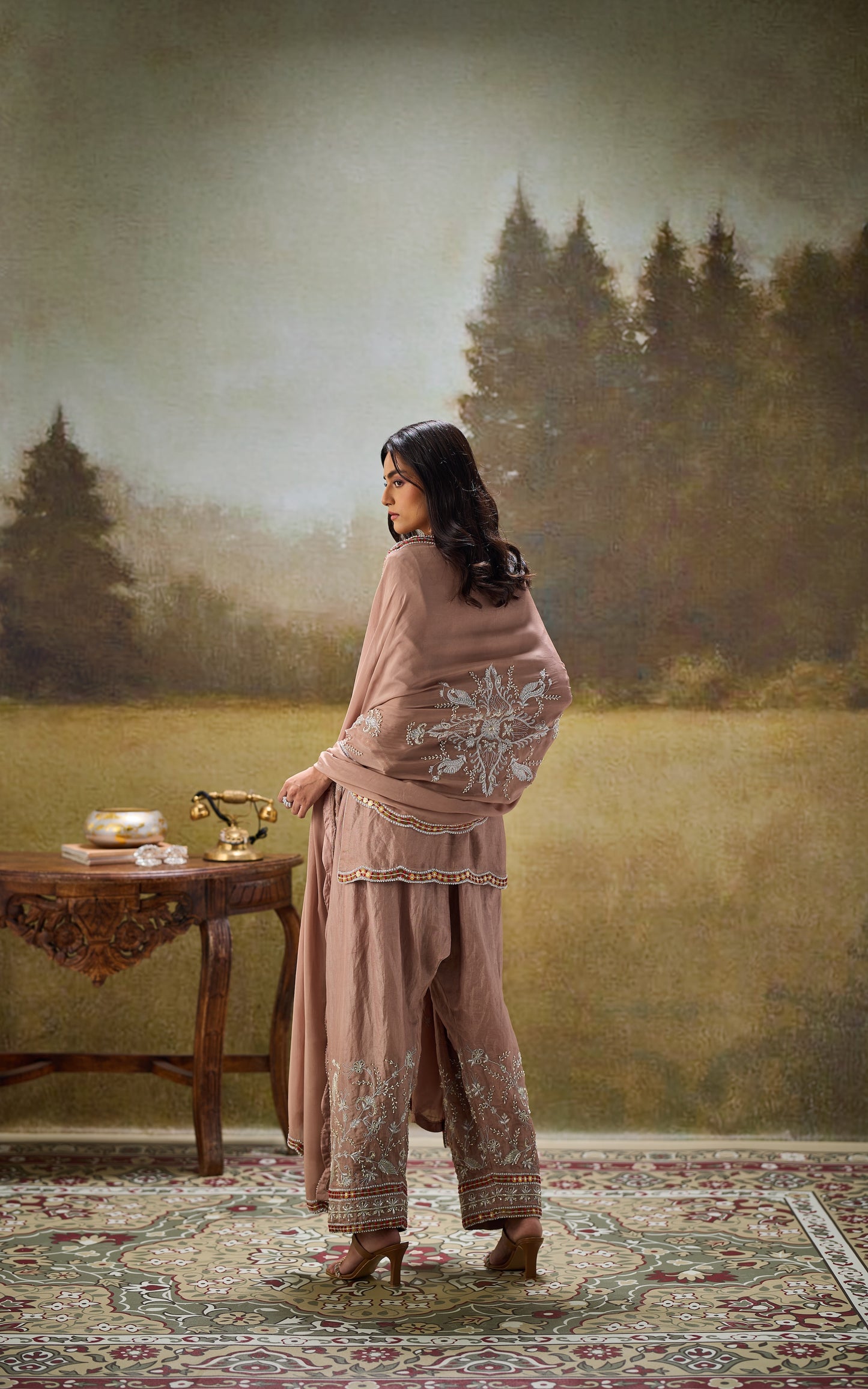 Surmayi Farshi set
