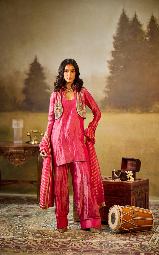 Saanjh Kurta and Jacket set
