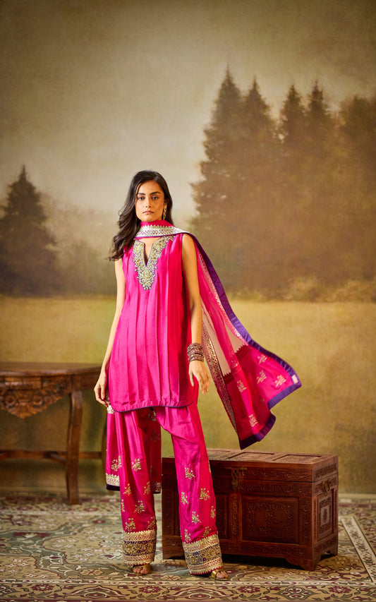 Virasat Farshi set
