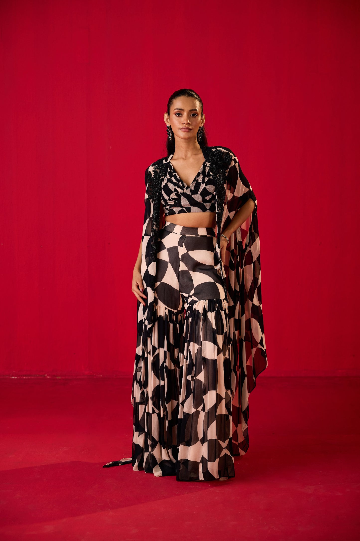 PRINTED ORGANZA CAPE WITH GHARARA AND BUSTIER